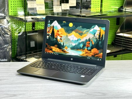 HP ZBook 15 G3 23